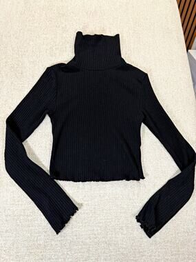 FB Sister Black Ribbed Knit Turtleneck Long Sleeve Pullover Sweater S